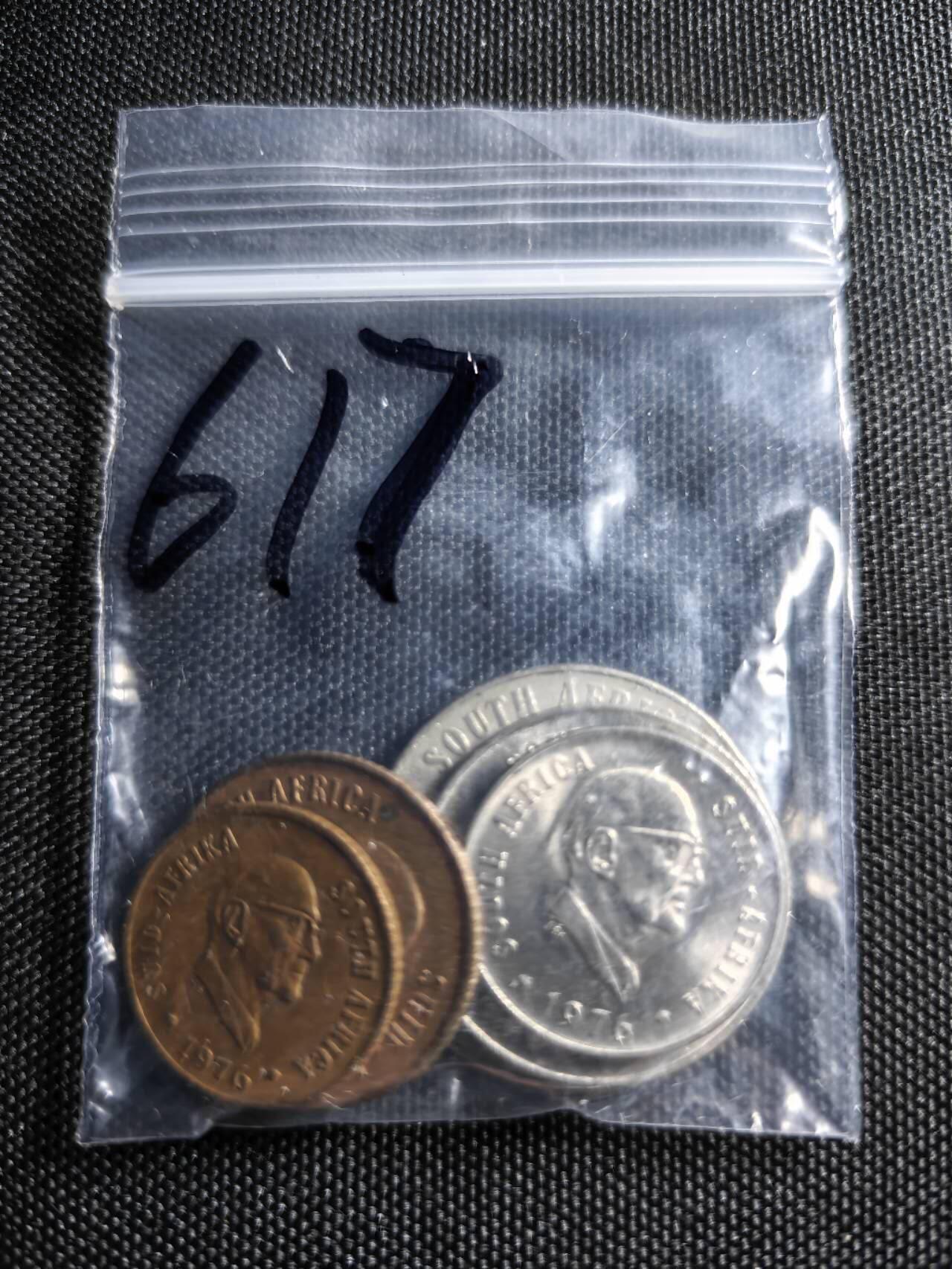 KK钱币收藏小铺   套币 批量/好品散币专场 2月预留时间 周末发货  1976南非总统福歇大小面值一组