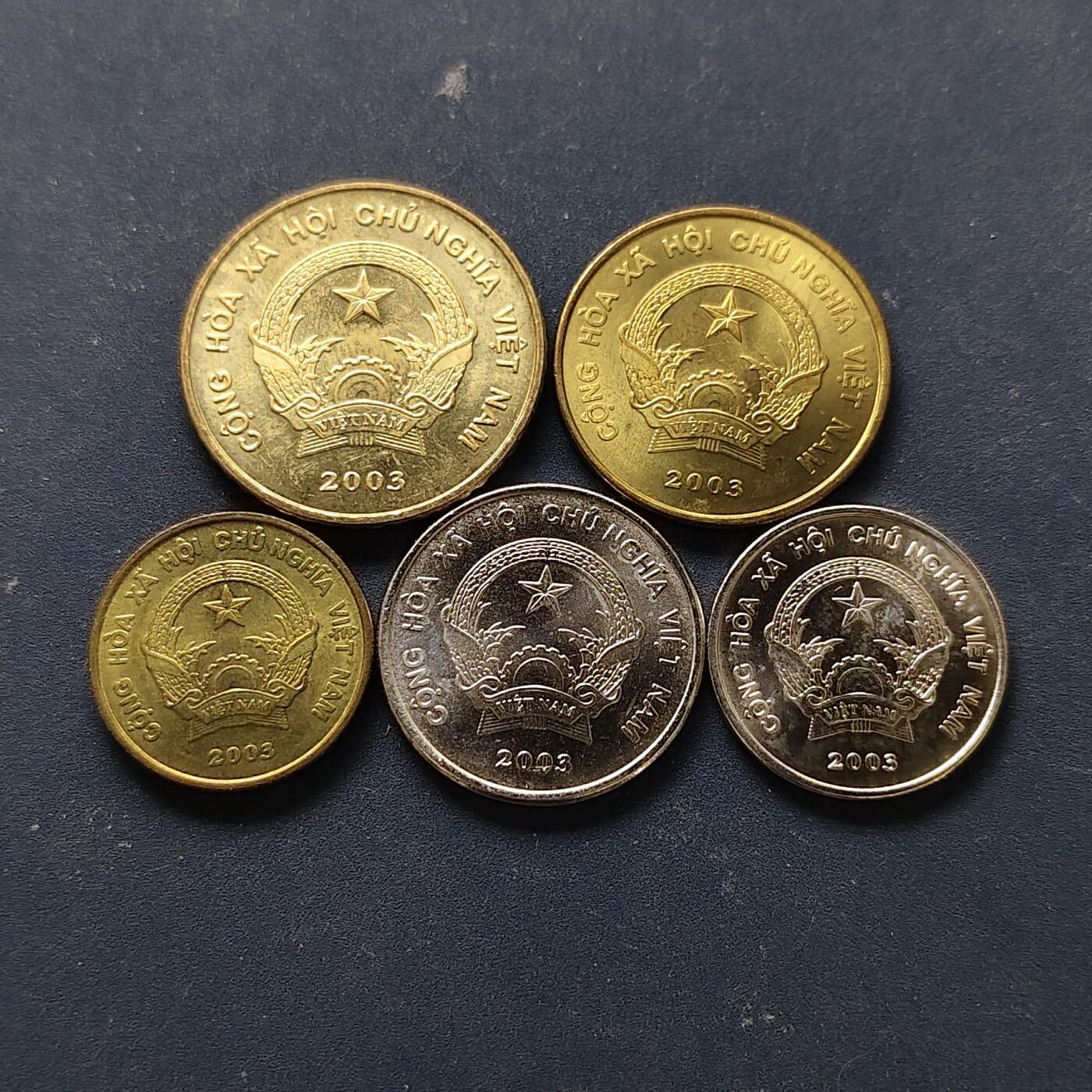 【全场包邮】纯粹捡漏拍508场 越南2003年第二版5枚套币