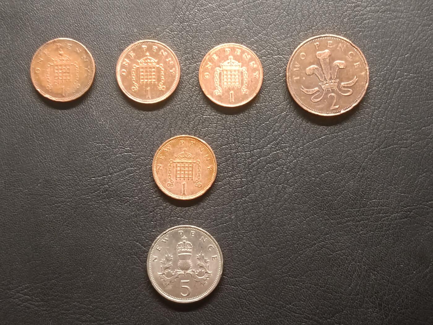 荟藏特别场次第五期——“社长的钢镚堆” 英国便士/新便士批量六枚，含一枚少见大五新便士