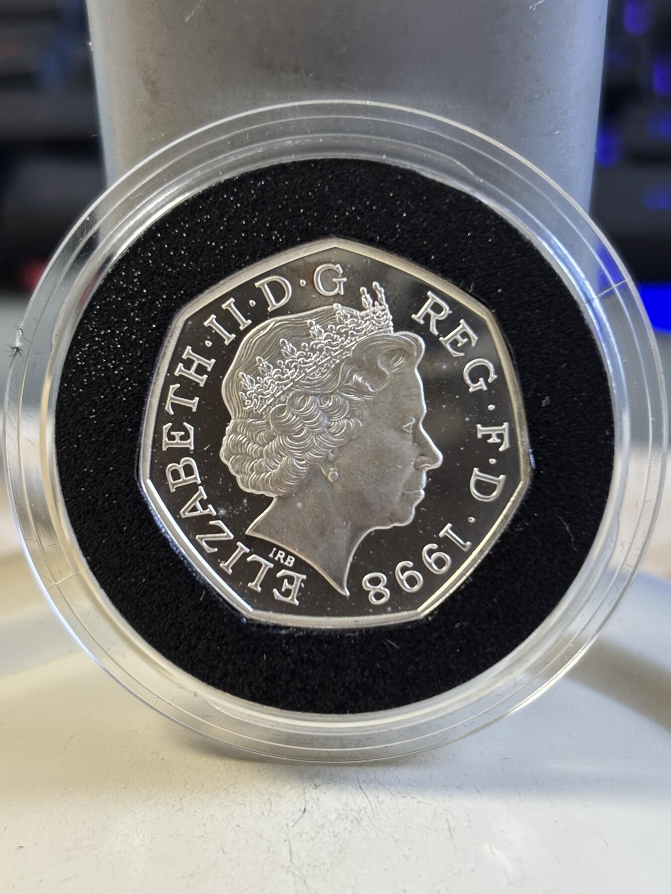 第192期拍卖 英国1998加入欧共体25周年50便士加厚纪念银币，925银，16克，发行10000枚