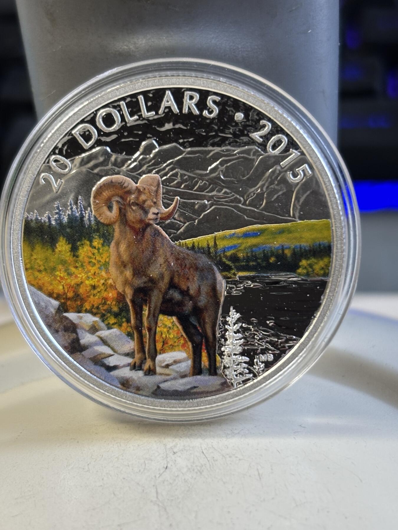 第192期拍卖 加拿大2015年标志性动物系列大角羊1盎司彩色银币，9999银，发行6500枚