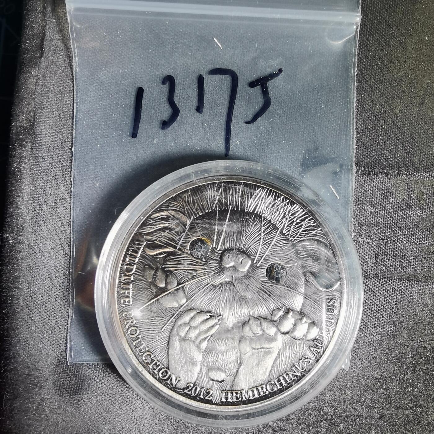 沼泽如烟--第1012场 纪念章币形章  非币