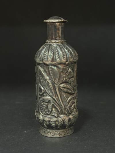 海外回流精品专场（五） - 法国回流19世纪银鼻烟壶（尺寸：7.3cm，24.6g，无银标）