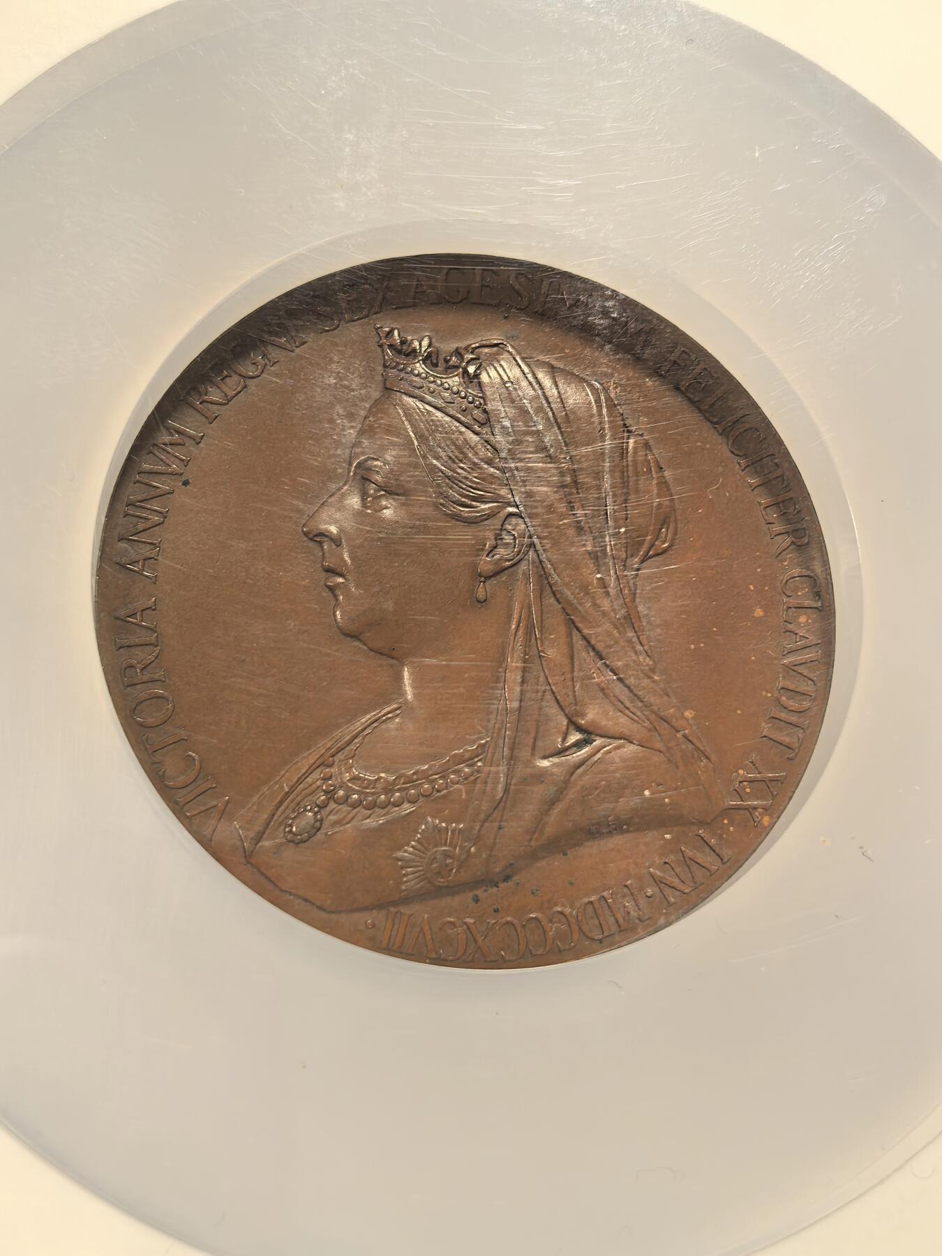 博洋堂世界钱币拍卖第163期（全场包邮） NGC MS62BN 英国1897年维多利亚女王登基60周年纪念铜章，55mm