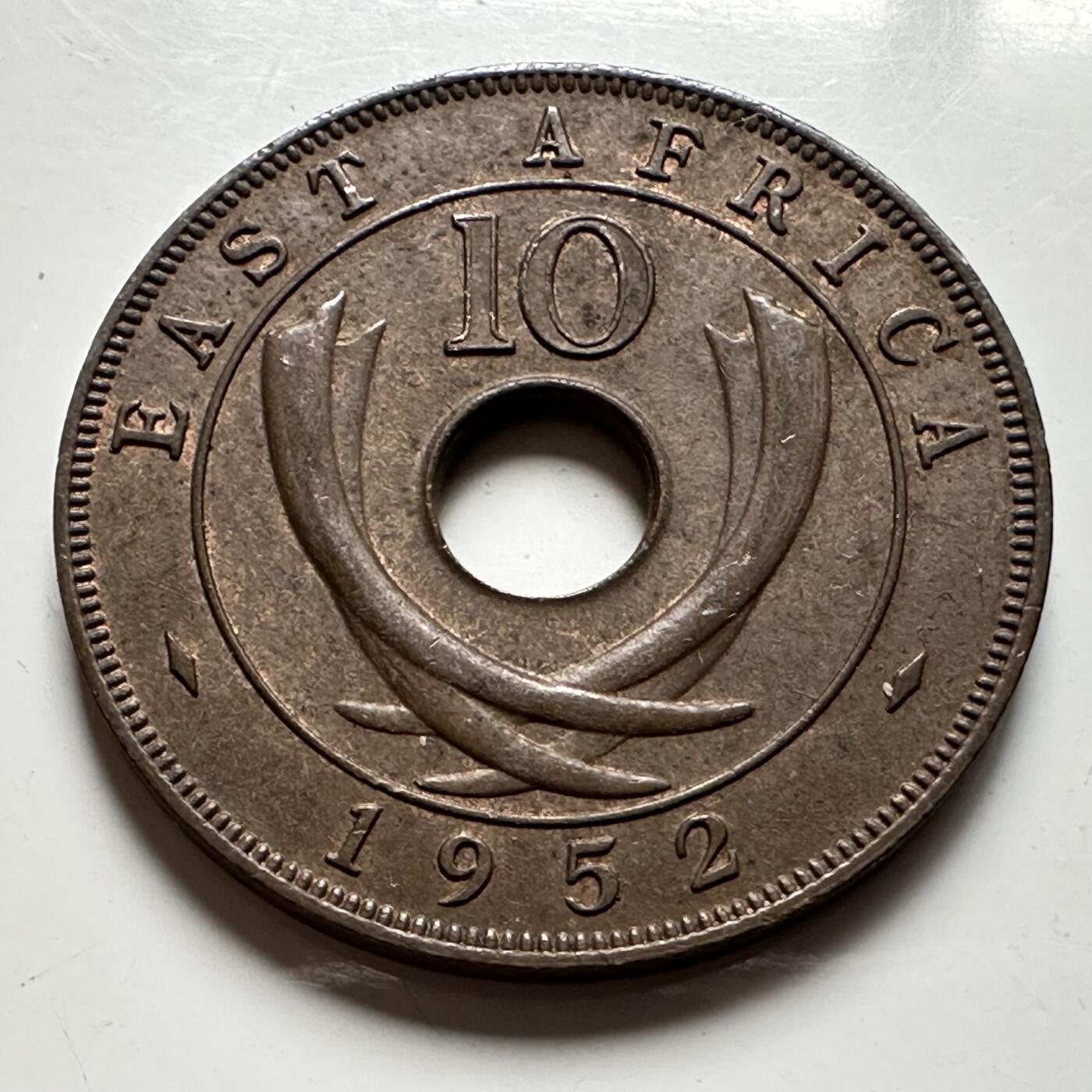 🌹外币初藏🌹🐯2026年第24场  每周二四六晚8️⃣点 接代拍 英属东非1952年十分