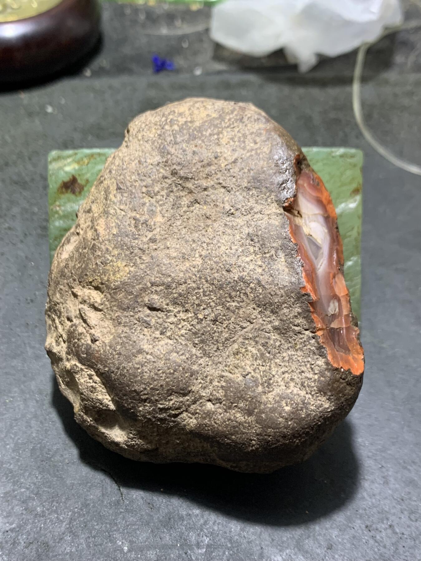 精美铁皮开窗料柿子红白冻料南红玛瑙原石一颗