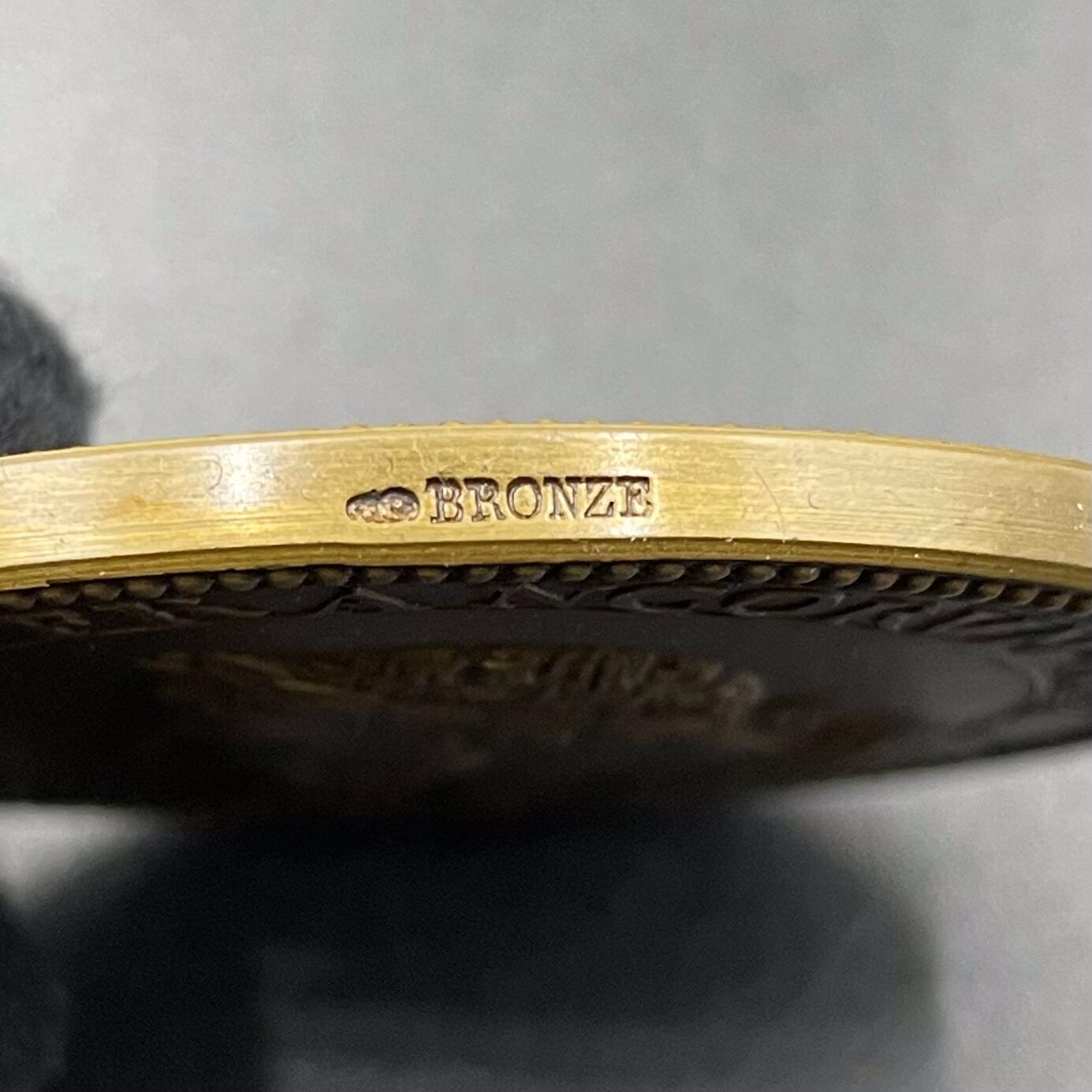 「木头集藏」章牌专场-第69场 法国国王弗朗索瓦一世，直径：54.5 mm，76.5 g，边铭：丰饶角 BROZNE，弗朗索瓦一世（1494–1547）是法国文艺复兴的核心人物，他大力引进意大利艺术，邀请达·芬奇等大师前往法国，被誉为“法国文艺复兴之父”。