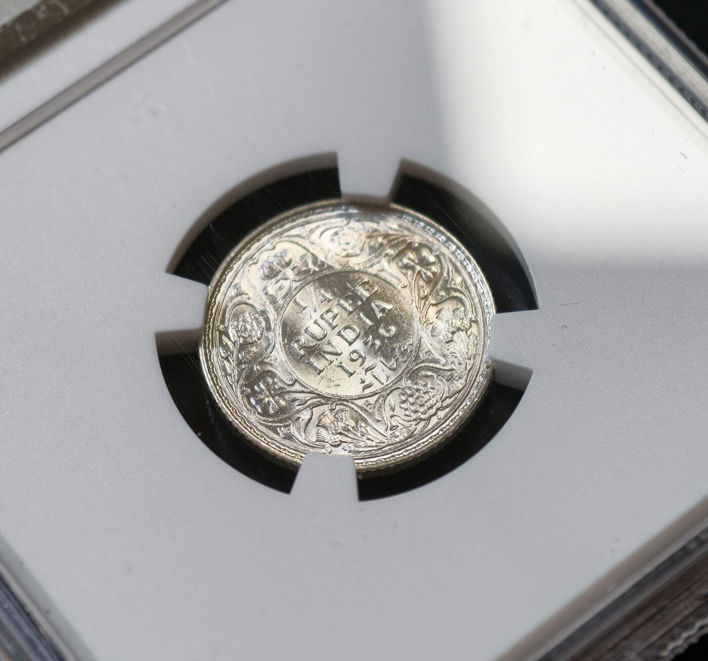 甄臻铺-世界币章拍卖（第53期），甄品场拍品征集中，送拍享返佣金等优惠多多