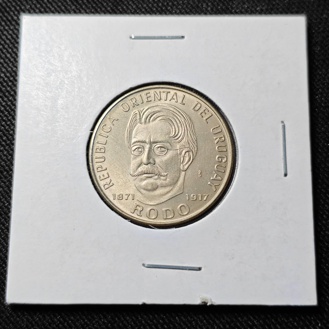 KK钱币收藏小铺   套币 批量/好品散币专场 2月预留时间 周末发货  1971乌拉圭50比索纪念币 好品