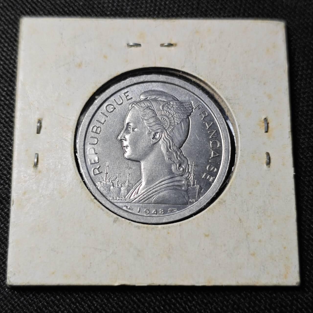 KK钱币收藏小铺   套币 批量/好品散币专场 2月预留时间 周末发货  1948法属留尼汪2法郎 