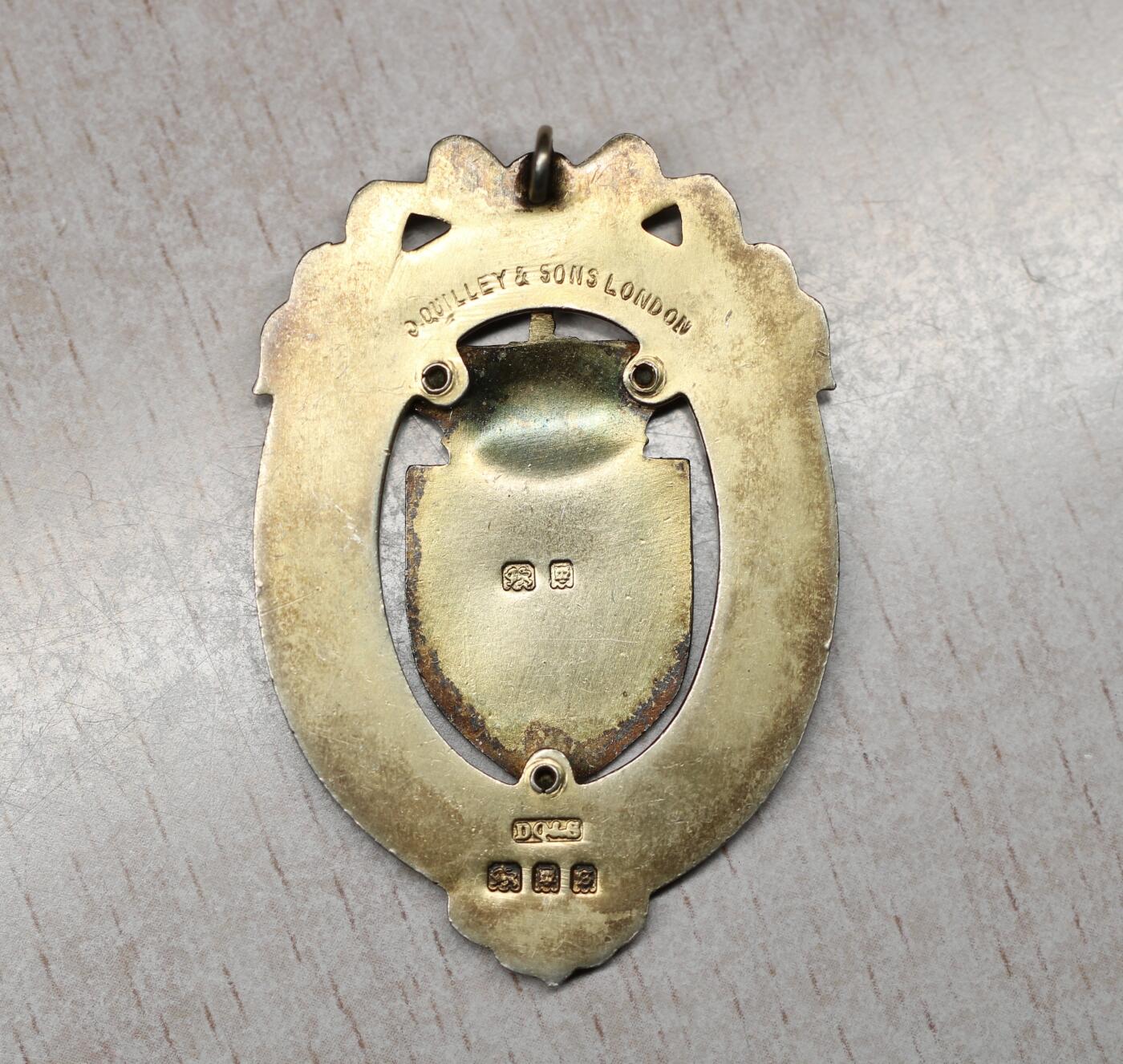 大猫徽章拍卖 第289期 英国皇家共济会Royal Masonic Benevolent Institution 1934年款925银镀金徽章吊坠，重量15.8克