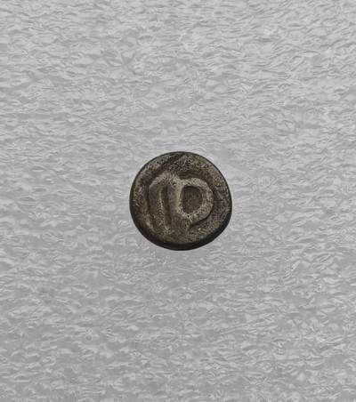 瓶子🏺第231期拍卖会 - 6-8世纪三佛齐王国檀香花图案打制银币