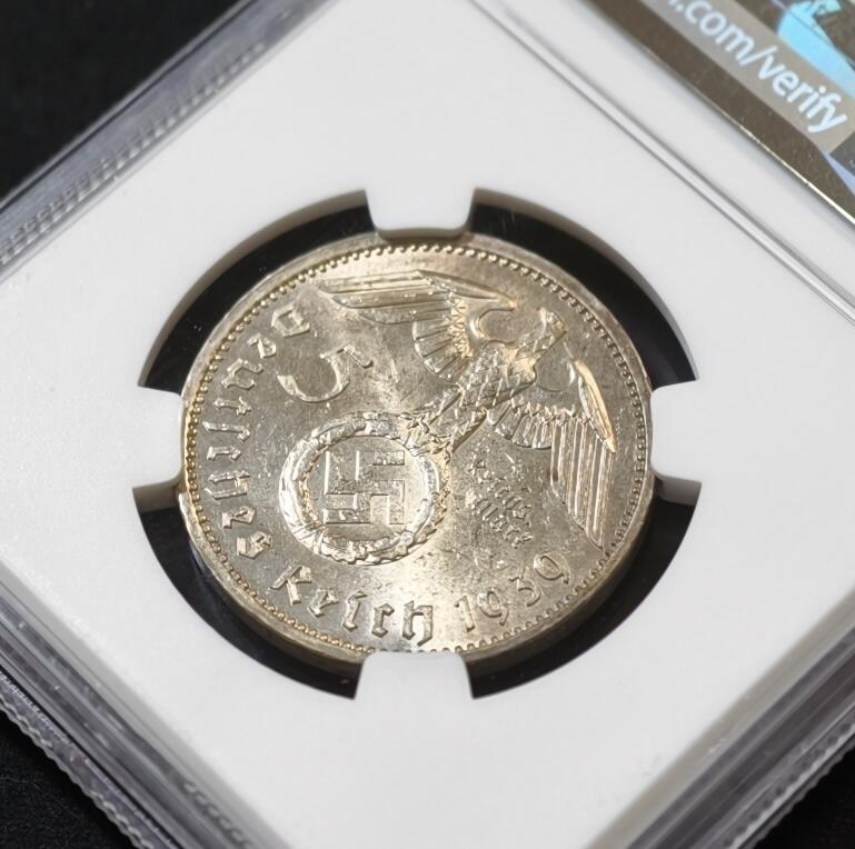 甄臻铺-世界币章拍卖（第53期），甄品场拍品征集中，送拍享返佣金等优惠多多