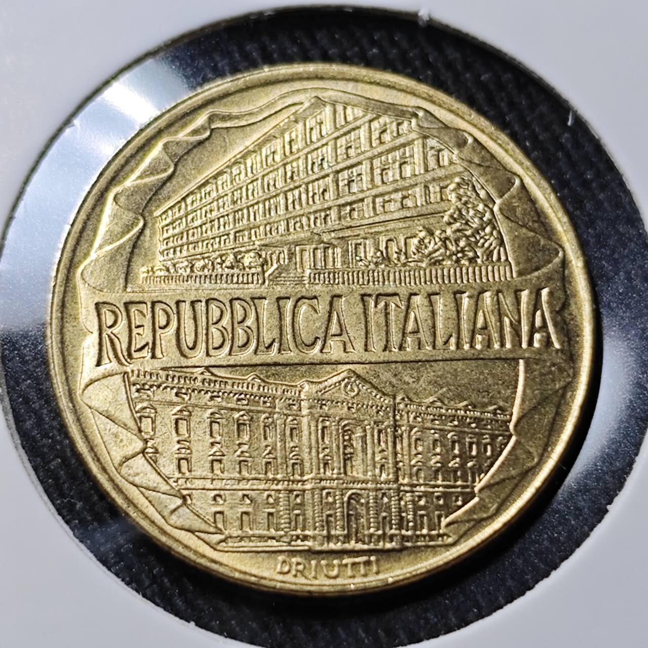 KK钱币收藏小铺   套币 批量/好品散币专场 2月预留时间 周末发货  意大利200里拉纪念币 好品