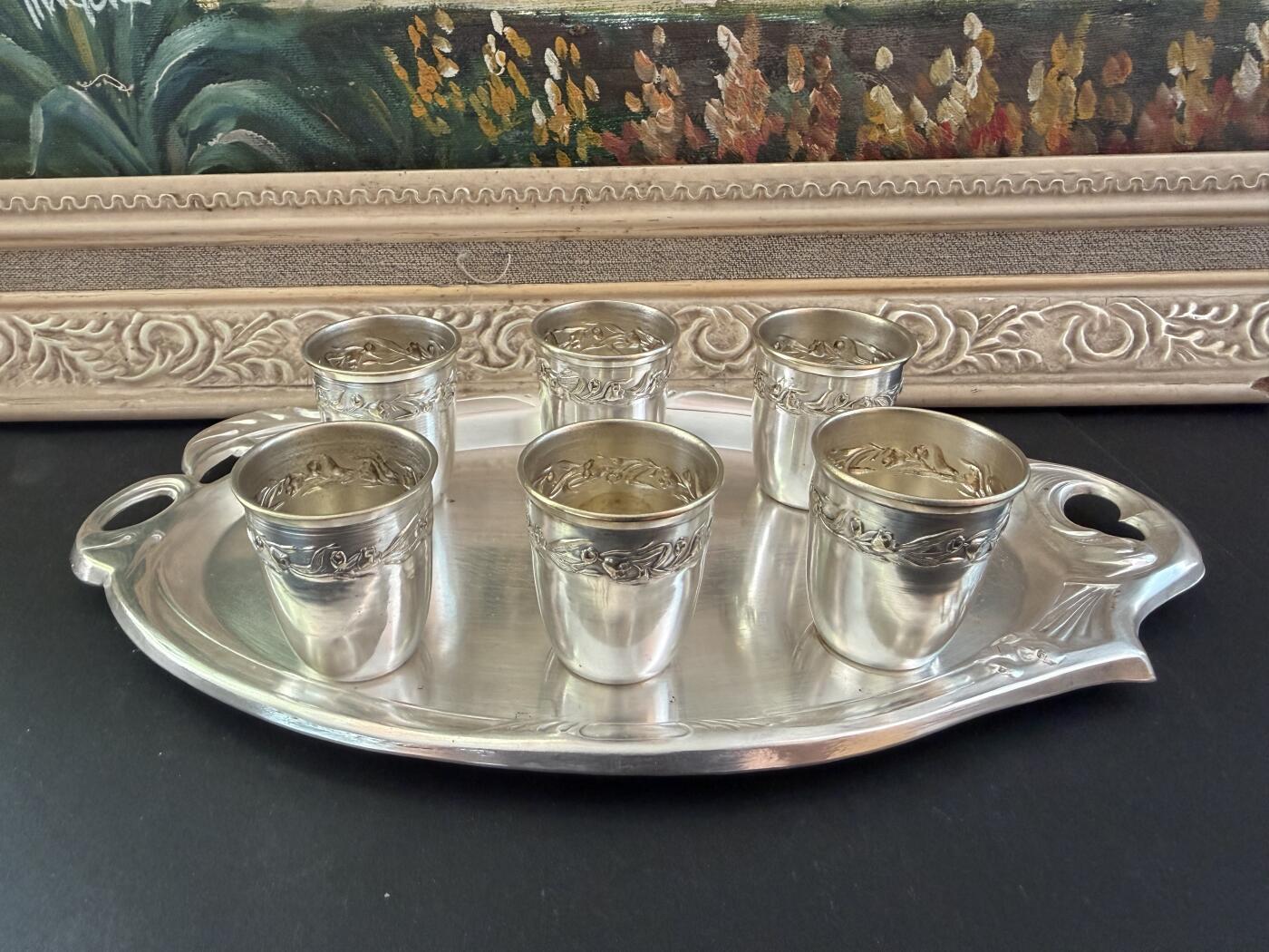 海外回流精品专场（五） 法国回流老包银酒具一套（盘尺寸：24cmX13.7cm，酒杯：4cmX3.4cm）