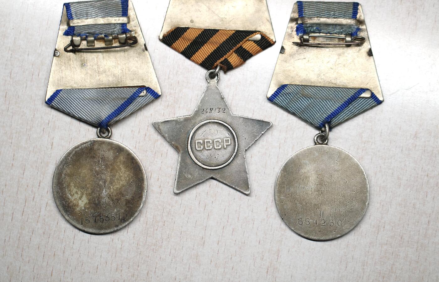 大猫徽章拍卖 第289期 苏联红星二卫双勇敢套 档案