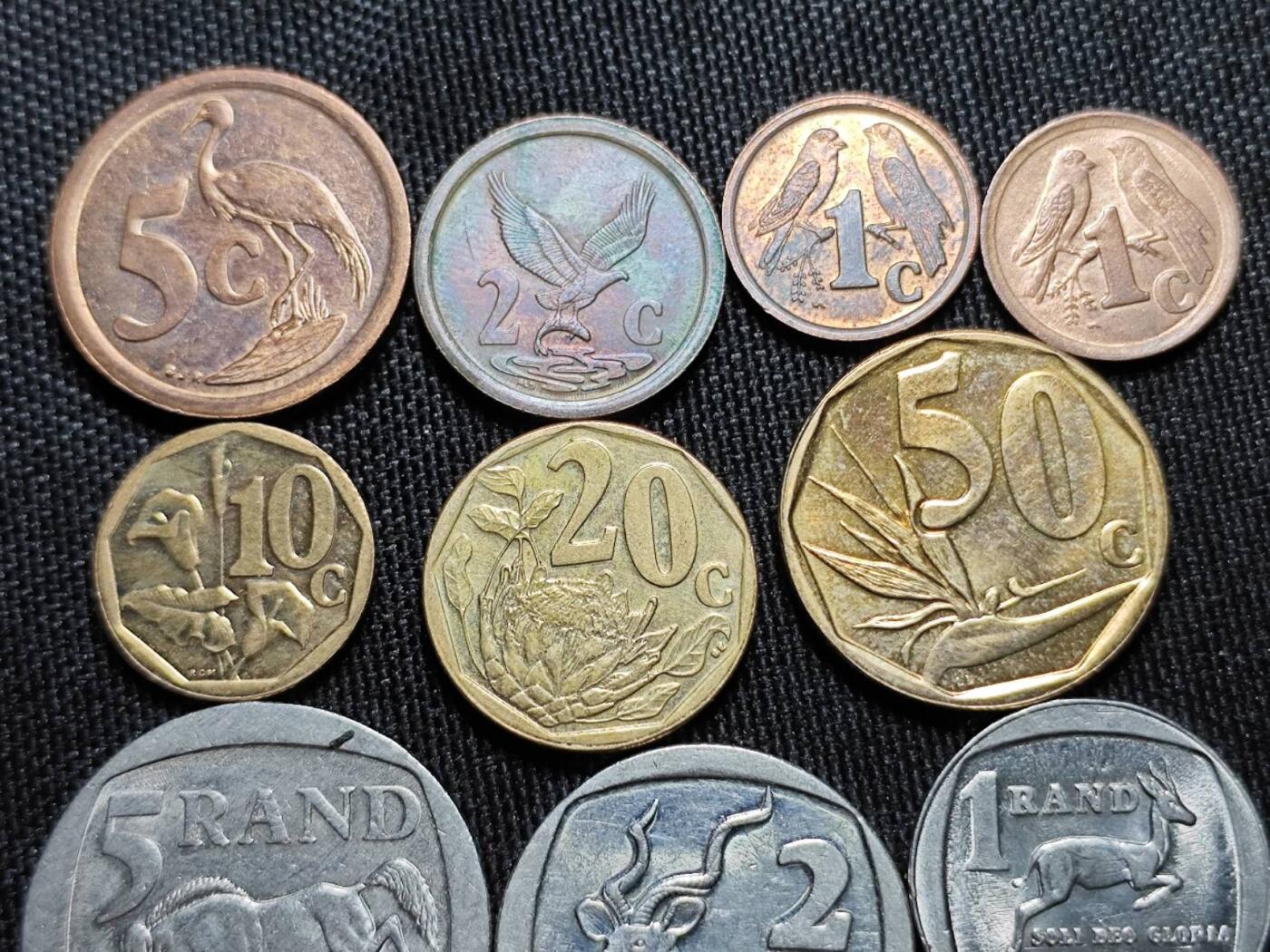 KK钱币收藏小铺   套币 批量/好品散币专场 2月预留时间 周末发货  南非大小面值一套