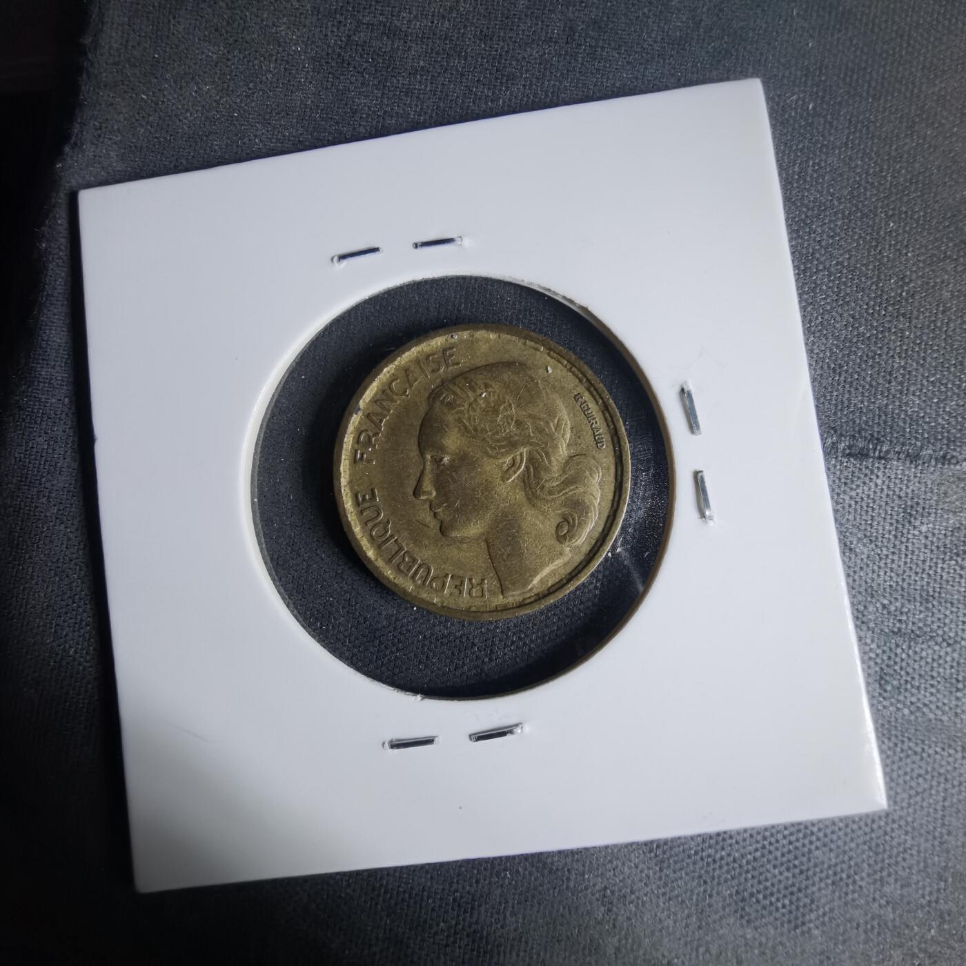 沼泽如烟--第1013场 法国1952年10法郎