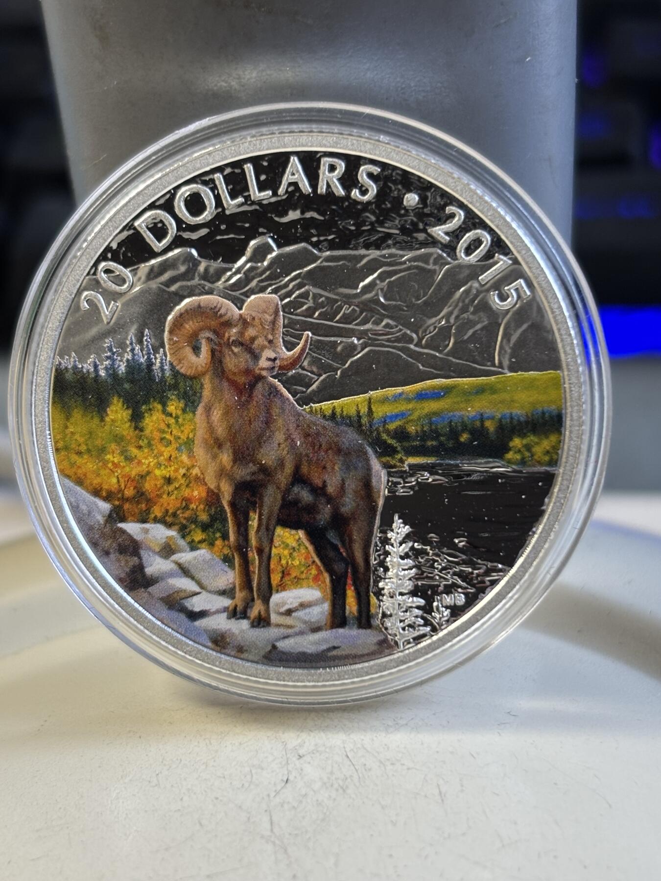 第192期拍卖 加拿大2015年标志性动物系列大角羊1盎司彩色银币，9999银，发行6500枚