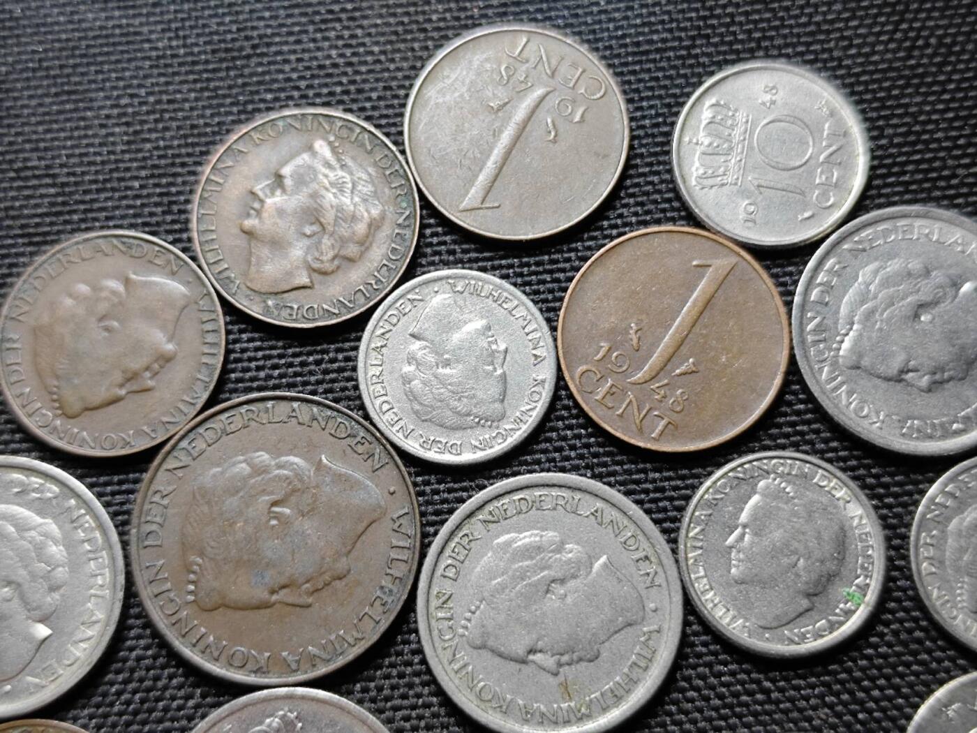 KK钱币收藏小铺   套币 批量/好品散币专场 2月预留时间 周末发货  荷兰威廉明娜女王头像散币一组21枚