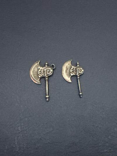 海外回流精品专场（五） - 法国回流小银斧头两个（尺寸：3cm、2.8cm，共计5g）