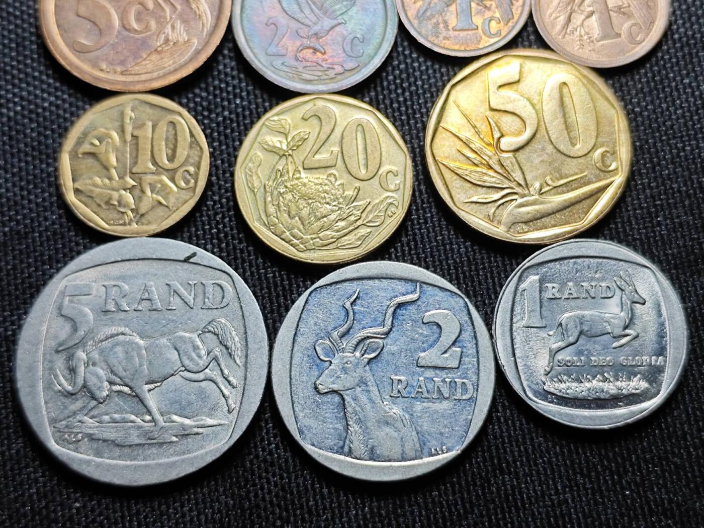 KK钱币收藏小铺   套币 批量/好品散币专场 2月预留时间 周末发货  南非大小面值一套