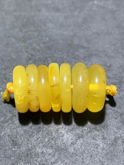 精美天然乌克兰蜜蜡随形隔片一组， - 精美天然乌克兰蜜蜡随形隔片一组，