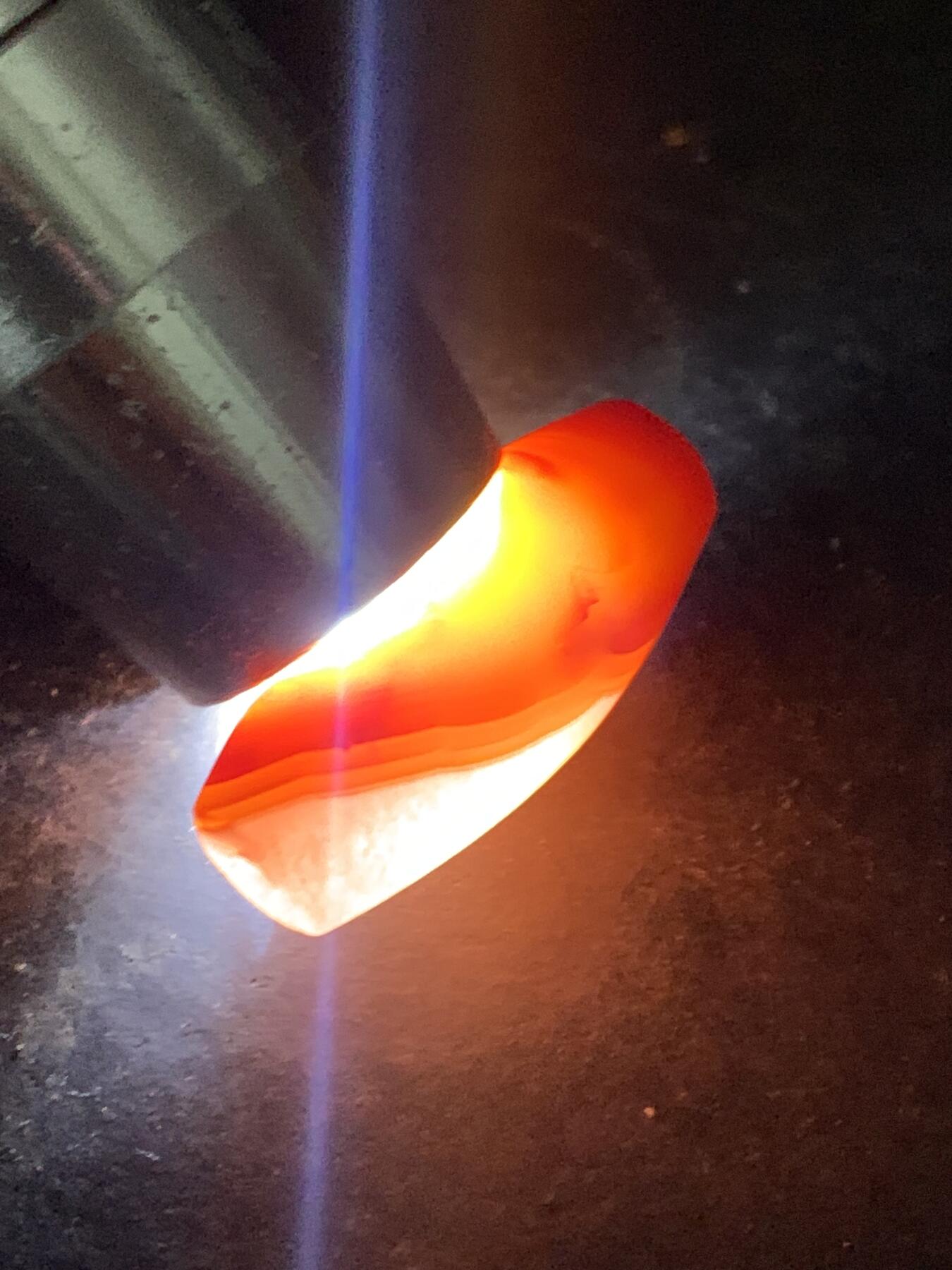 精美冰飘冻料战国红玛瑙天珠形桶珠一个，