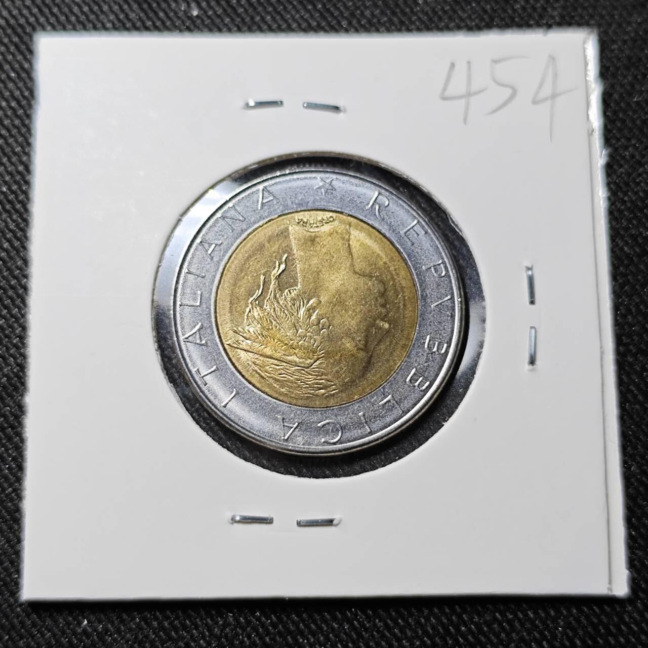 KK钱币收藏小铺   套币 批量/好品散币专场 2月预留时间 周末发货  意大利500里拉双色币