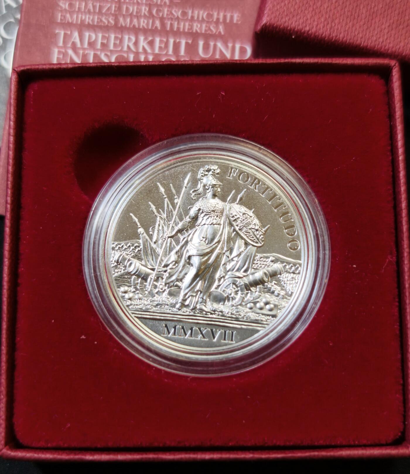 甄臻铺-世界币章拍卖（第53期），甄品场拍品征集中，送拍享返佣金等优惠多多 奥地利2017年20欧元勇气与决心银币 原盒原证 精制币 收藏佳品