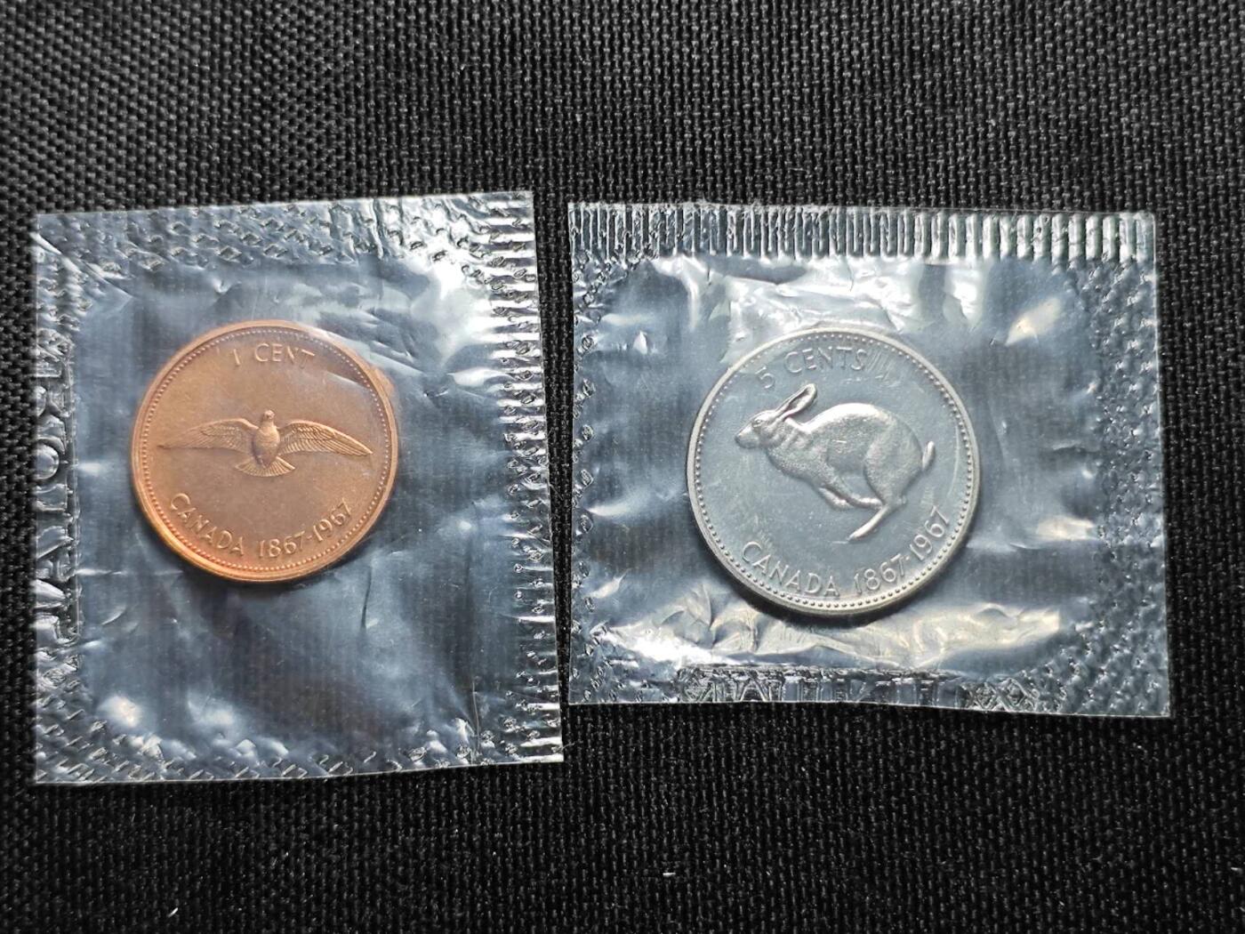 KK钱币收藏小铺   套币 批量/好品散币专场 2月预留时间 周末发货  加拿大1/5分精制纪念币 原塑封