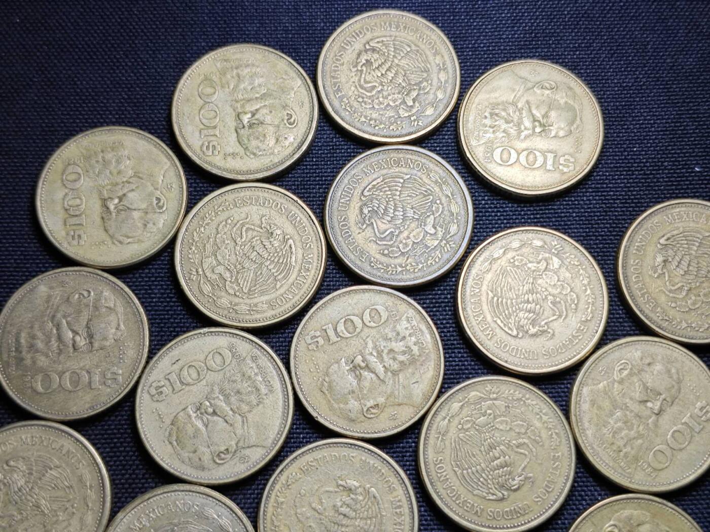 KK钱币收藏小铺   套币 批量/好品散币专场 2月预留时间 周末发货  墨西哥100比索铜币一组32枚