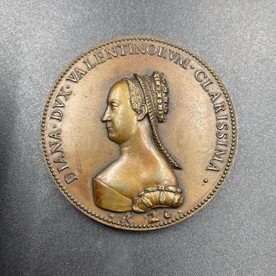 「木头集藏」章牌专场-第69场 - 法国瓦朗蒂诺女公爵纪念铜章，直径：52.5 mm，71.5 g，边铭：丰饶角 METAL·D，