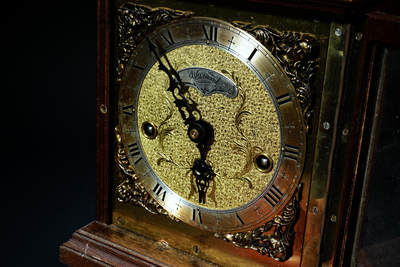 上海都达杂项专场四十八【全场包邮】  老式五音提梁座钟92-2