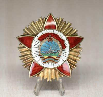 大猫徽章拍卖 第289期 - 蒙古战斗红旗勋章 针版