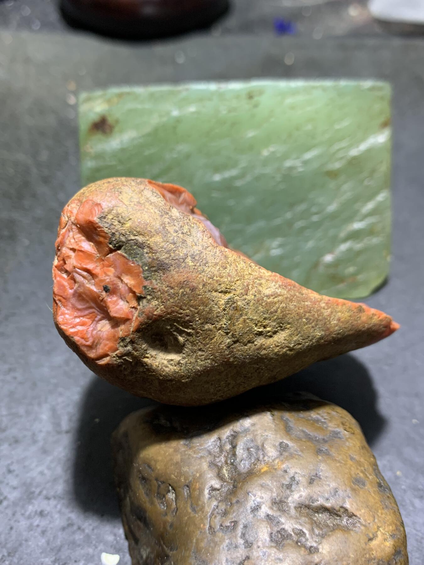 精美川料红皮开窗红白冻料南红玛瑙原石一颗