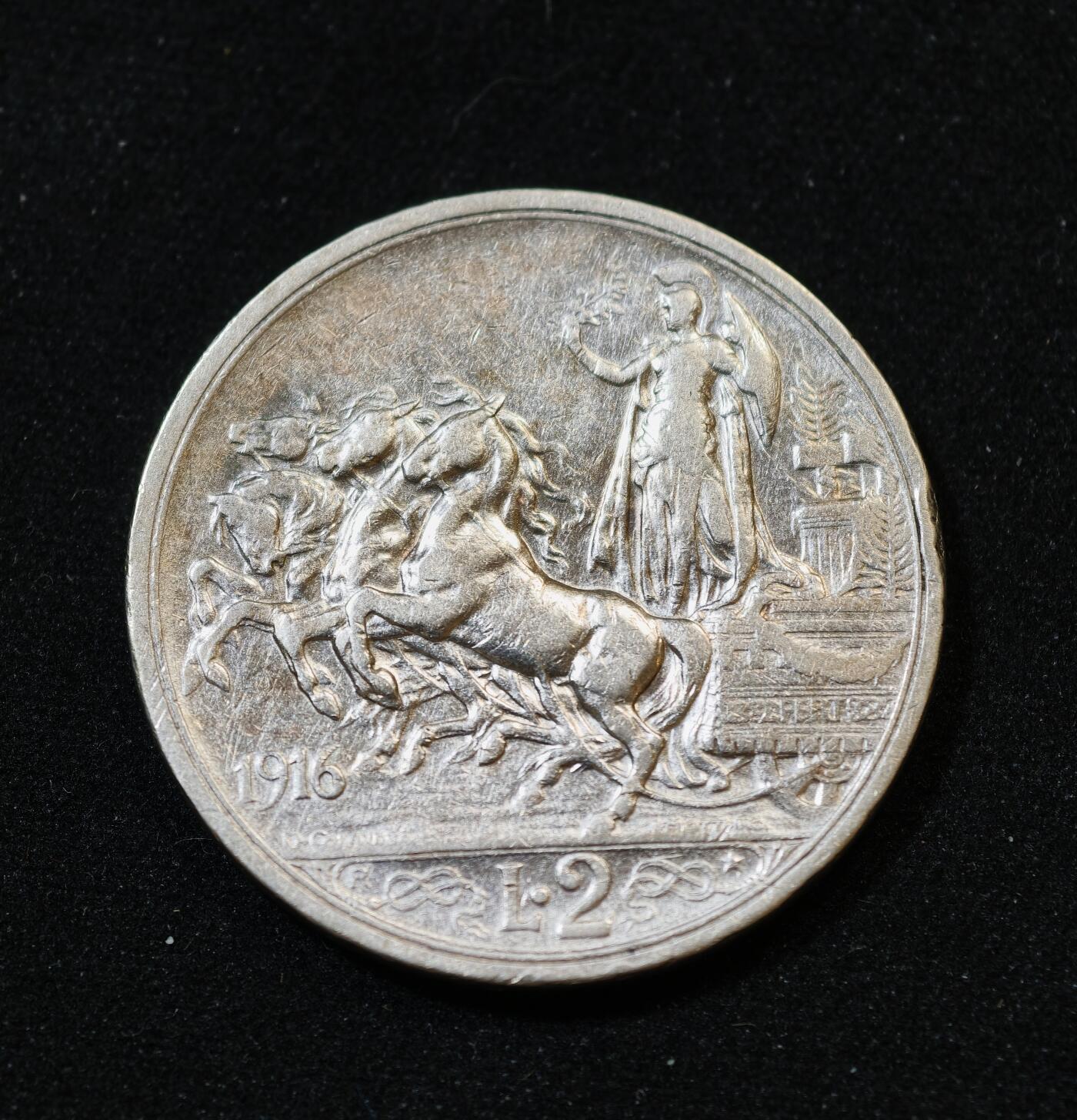 甄臻铺-世界币章拍卖（第53期），甄品场拍品征集中，送拍享返佣金等优惠多多