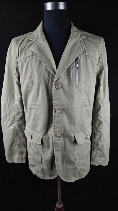 0元起拍勋章 第337期 咸鱼国勋章拍卖专场 3月8日（周日）下午6：00开始 - 中古猎装 肩宽45 衣长73 胸围106 袖长60