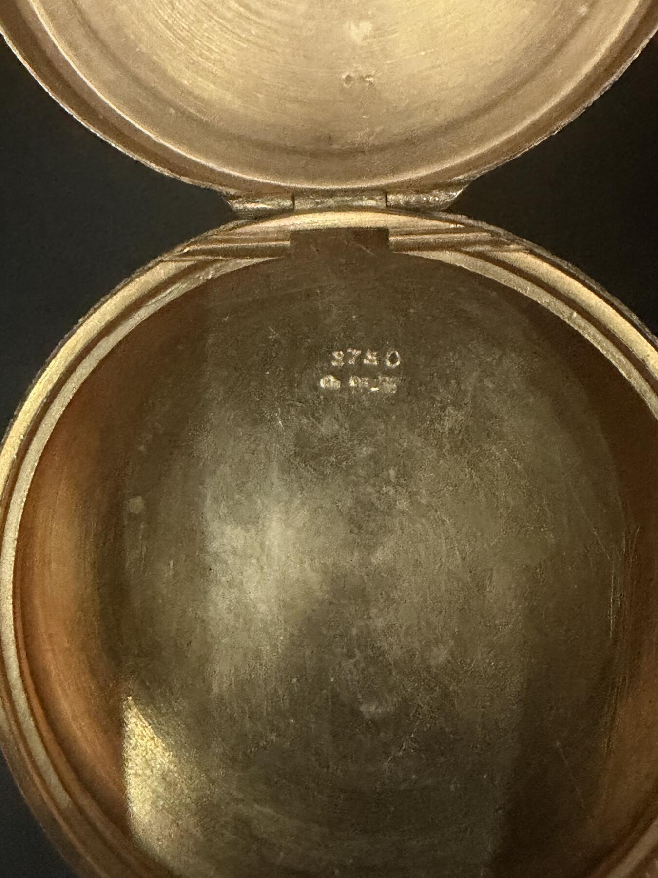 海外回流精品专场（五） 法国回流19世纪银盒子（尺寸：5.4cmX2.1cm，38.6g）