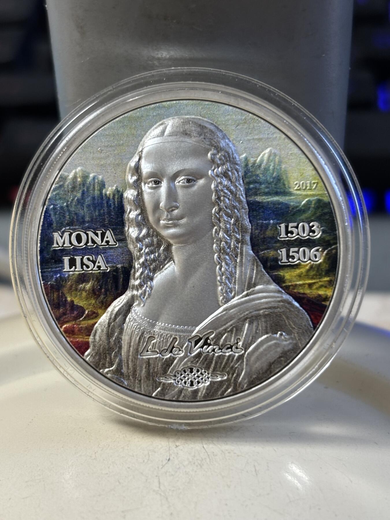 第192期拍卖 帕劳2017年艺术复兴系列《蒙娜丽莎》高浮雕彩银币，1盎司999银，发行999枚