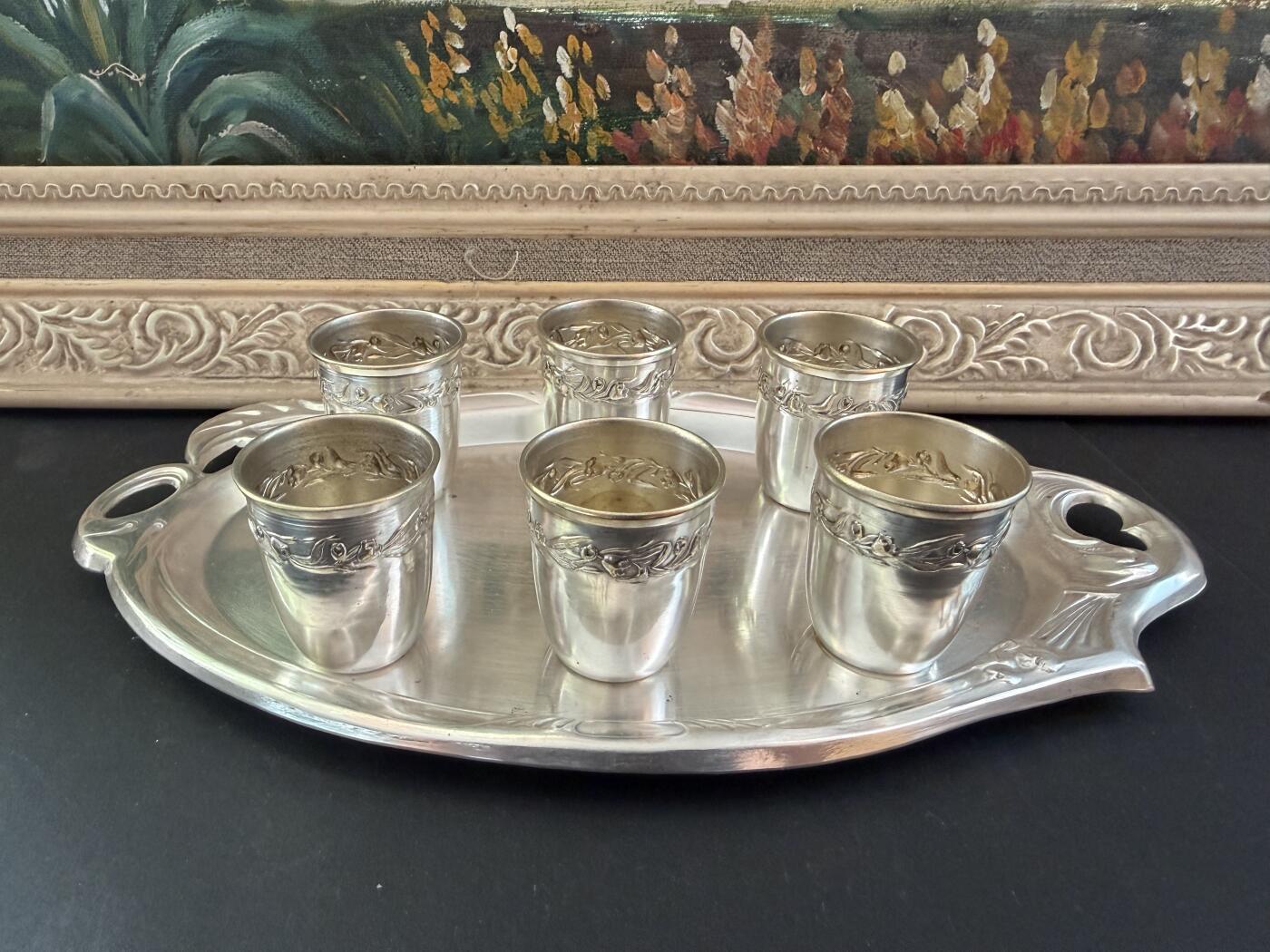 海外回流精品专场（五） 法国回流老包银酒具一套（盘尺寸：24cmX13.7cm，酒杯：4cmX3.4cm）