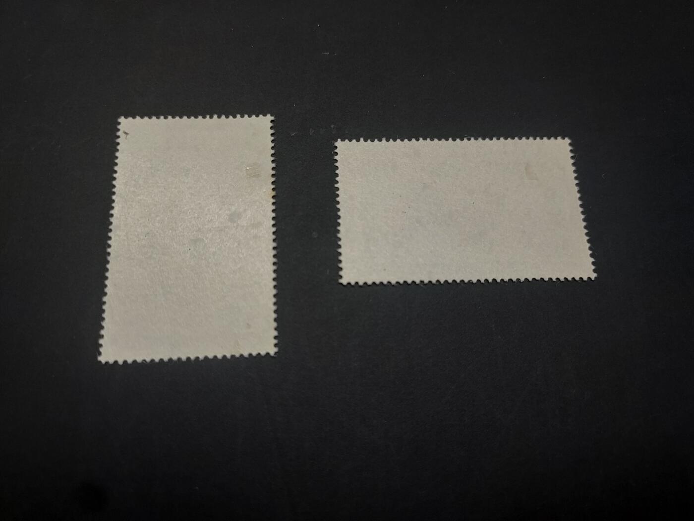 博彦收藏   3月11日 8点邮票专场 全场包邮 香港 狗年 新全 背贴 上品