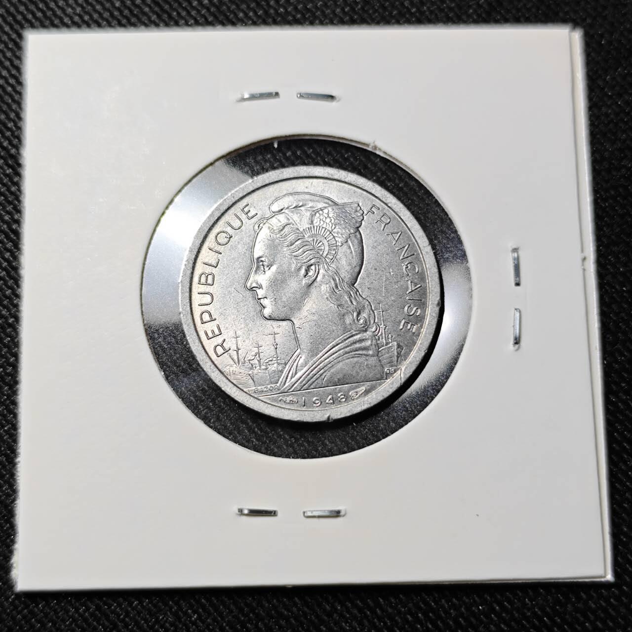 KK钱币收藏小铺   套币 批量/好品散币专场 2月预留时间 周末发货  法属留尼汪1法郎