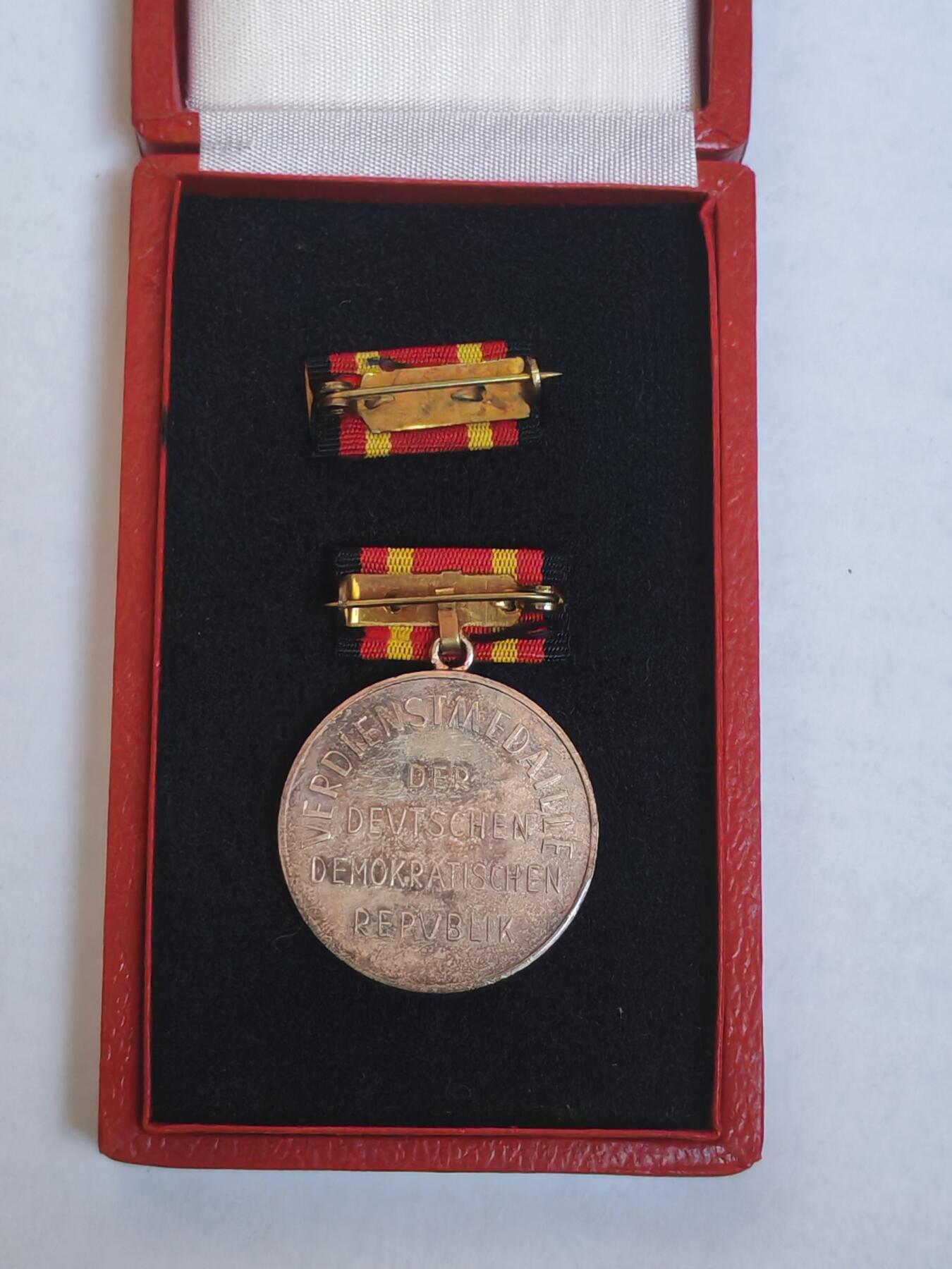 韵星假日军品类拍卖第44期 -- Rimey Holidays Militaria Auction 44