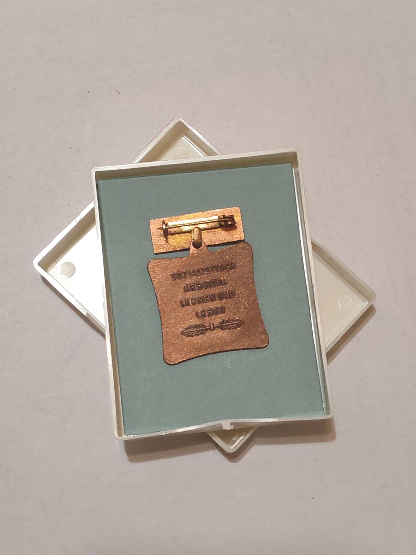 韵星假日军品类拍卖第44期 -- Rimey Holidays Militaria Auction 44