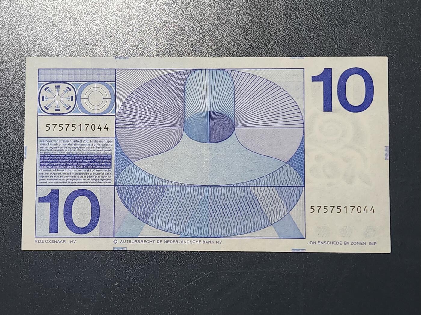 3月5号晚上8点 外国纸币自动截拍第34场 荷兰10几乎全新