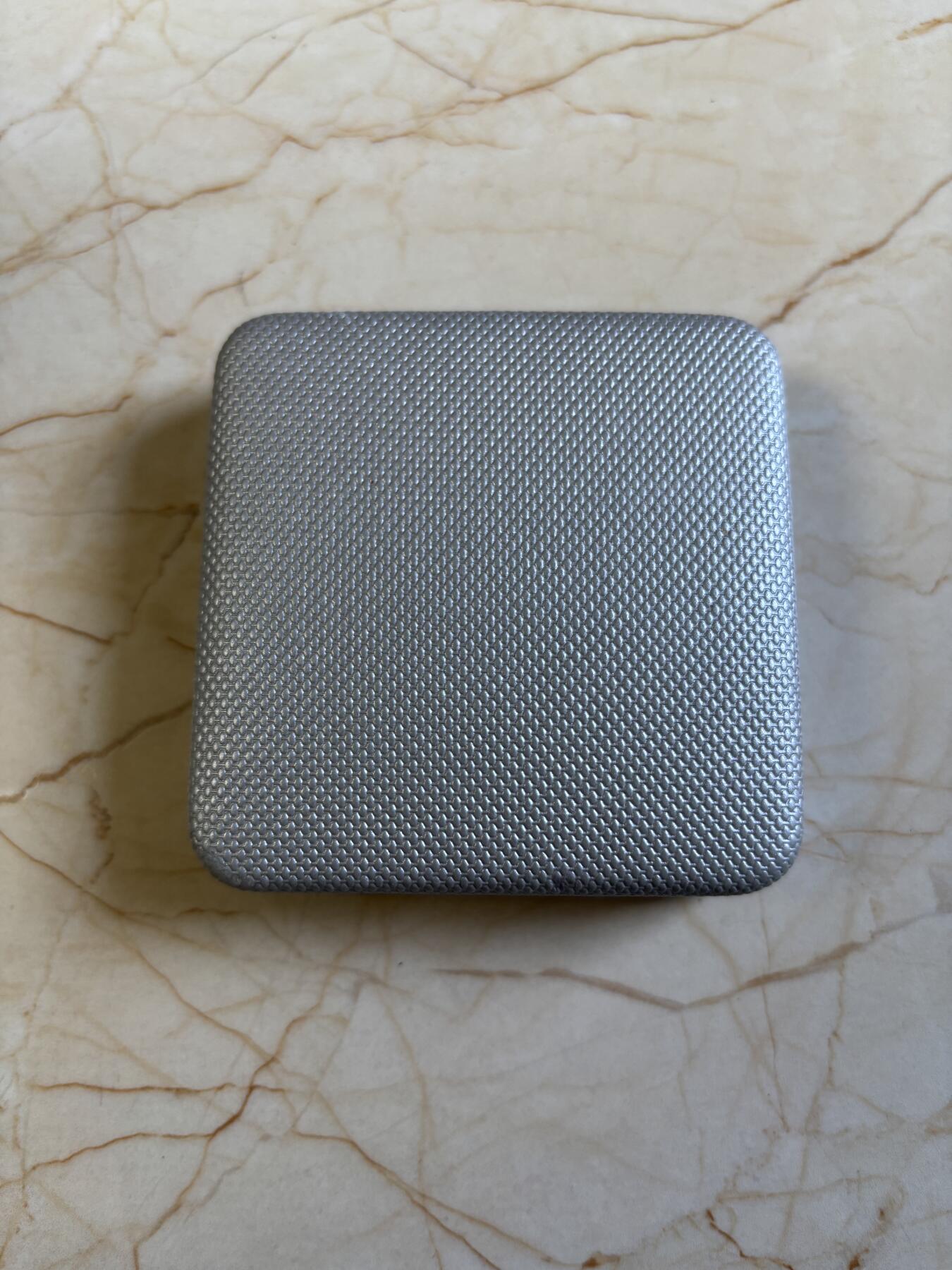 第192期拍卖 哈萨克斯坦2016年马蹄铁异形镀金1盎司纪念银币，925银镀金，发行6000枚