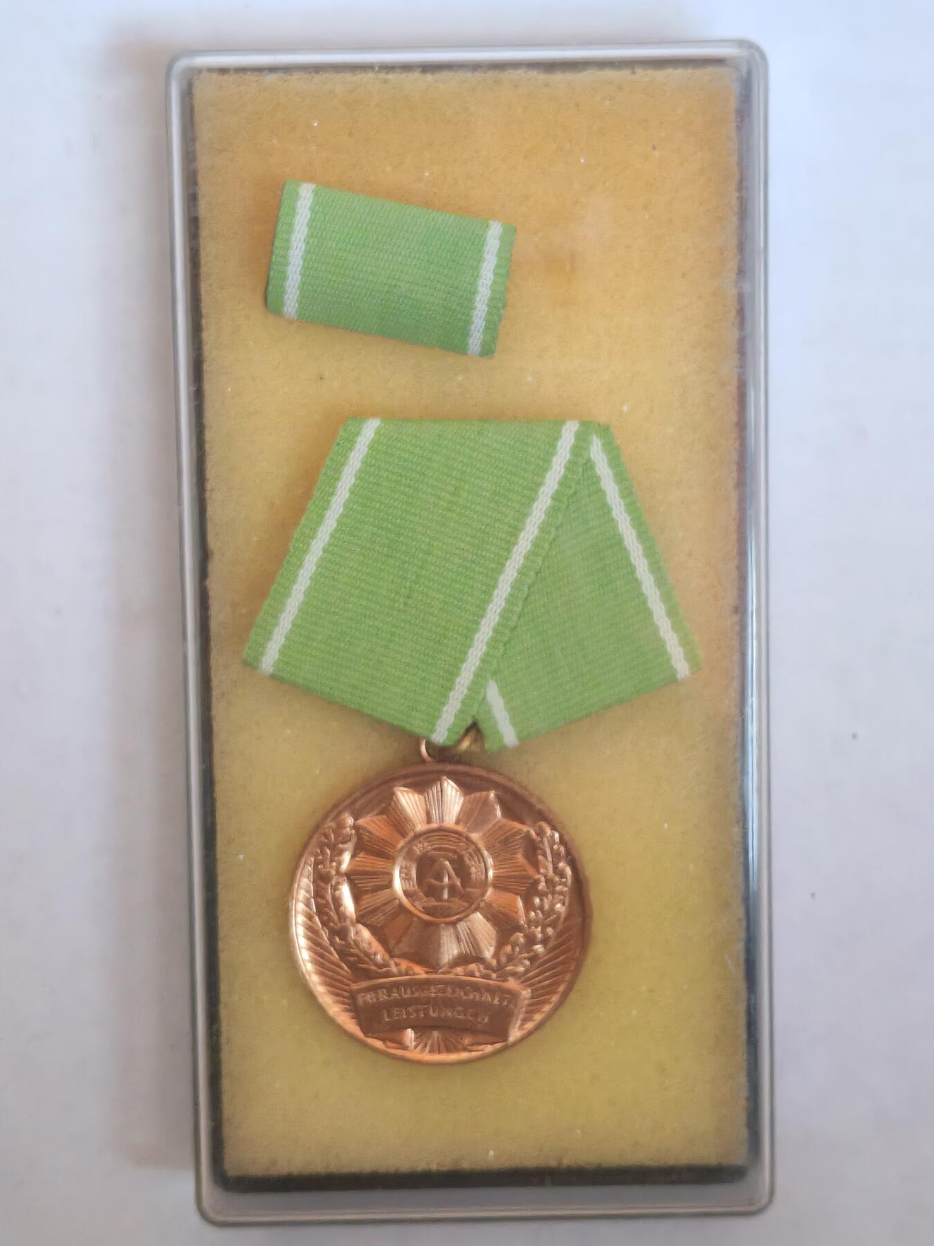 韵星假日军品类拍卖第44期 -- Rimey Holidays Militaria Auction 44