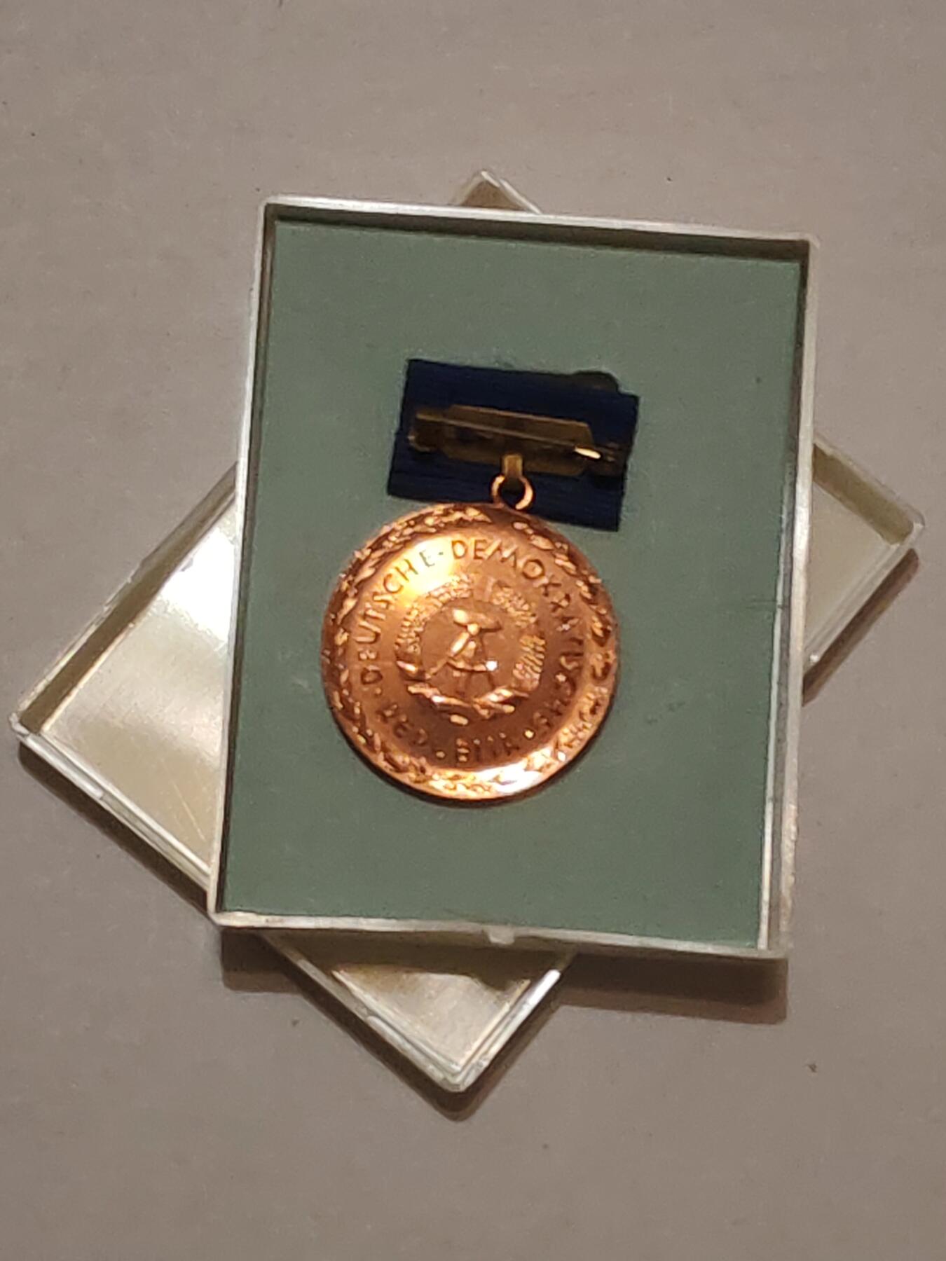 韵星假日军品类拍卖第44期 -- Rimey Holidays Militaria Auction 44