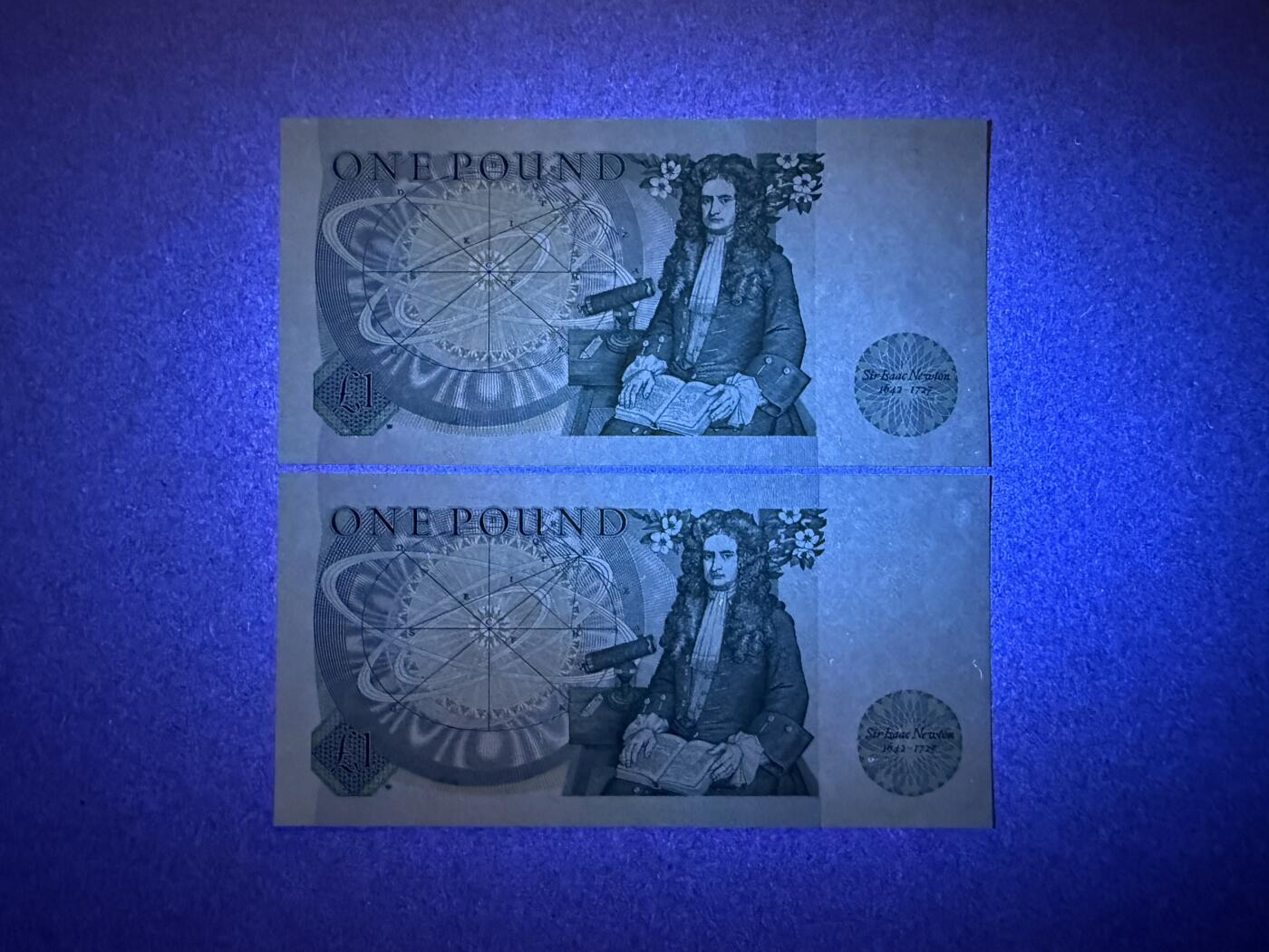 《艾美收藏》第235期-3.8周日外币荟萃 英格兰1镑2张 UNC D序列 全程无47